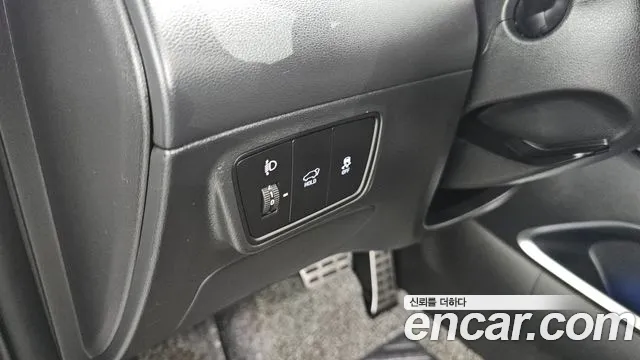Hyundai Tucson Tucson (NX4) Бензин 1.6 турбо 2WD — Фото автомобиля 16