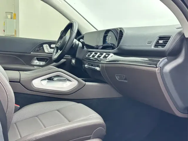 Mercedes-Benz GLS-Class — Фото автомобиля 13
