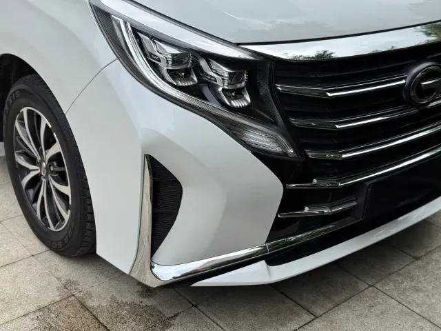 GAC Trumpchi M8 — Фото автомобиля 17