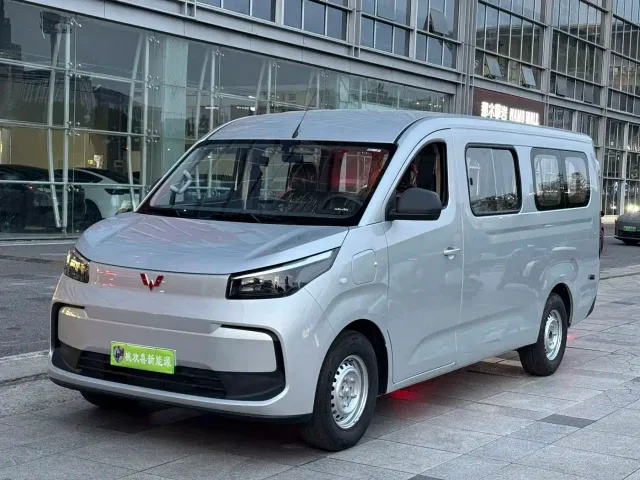 Фотография автомобиля — Wuling Yangguang Pro