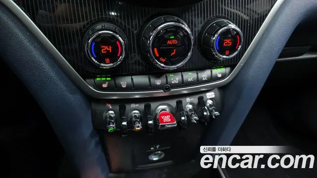 Mini Countryman — Фото автомобиля 16