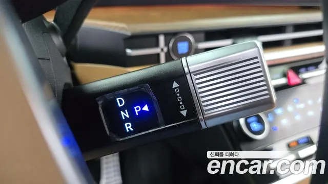 Hyundai Santa Fe MX5 — Фото автомобиля 12