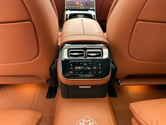 Mercedes-Benz Maybach S-Class — Фото автомобиля 16