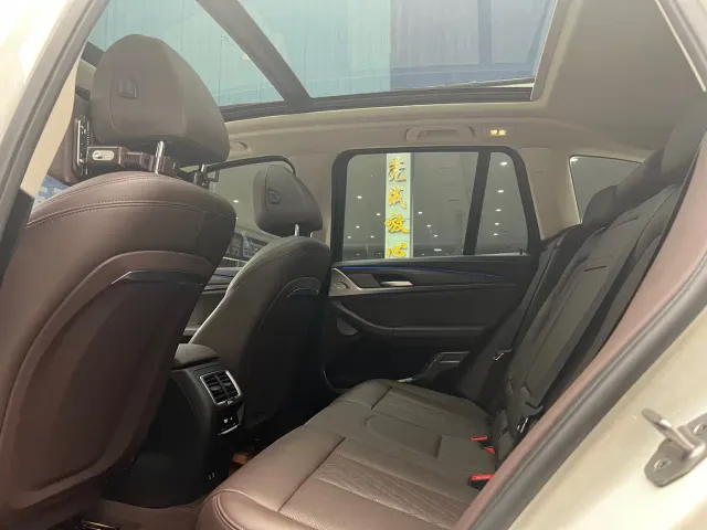 BMW X3 — Фото автомобиля 6