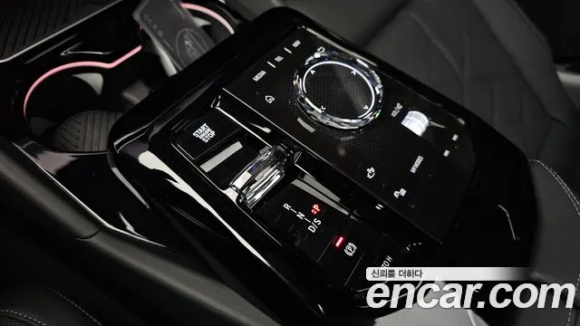 BMW 5 Series G60 — Фото автомобиля 12