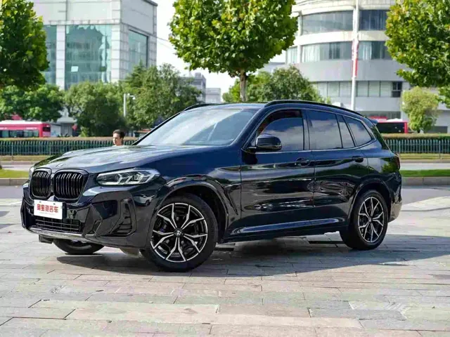 Фотография автомобиля — BMW X3