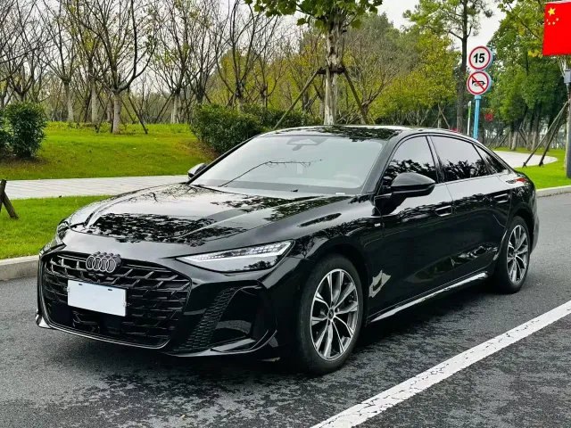 Фотография автомобиля — Audi A6L