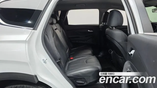 Hyundai Santa Fe New — Фото автомобиля 17