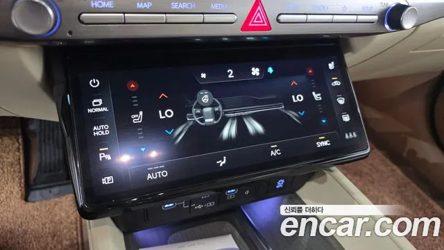 Hyundai Grandeur GN7 — Фото автомобиля 30