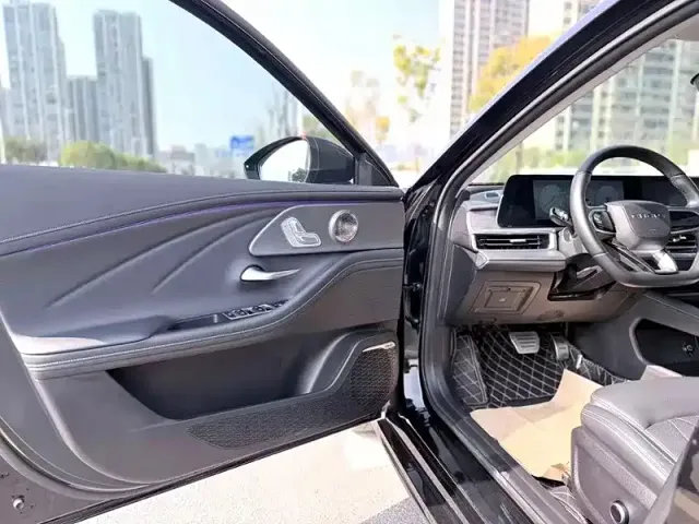 Chery Arrizo 8 — Фото автомобиля 8