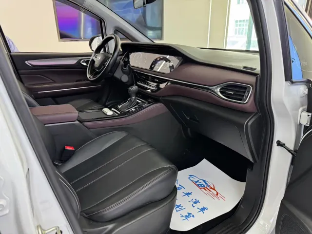 GAC Trumpchi M6 — Фото автомобиля 6