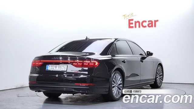 Audi A8 55 TFSI quattro Premium LWB — Фото автомобиля 2