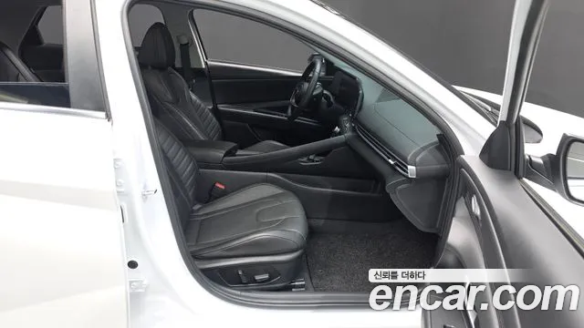 Hyundai Avante — Фото автомобиля 16