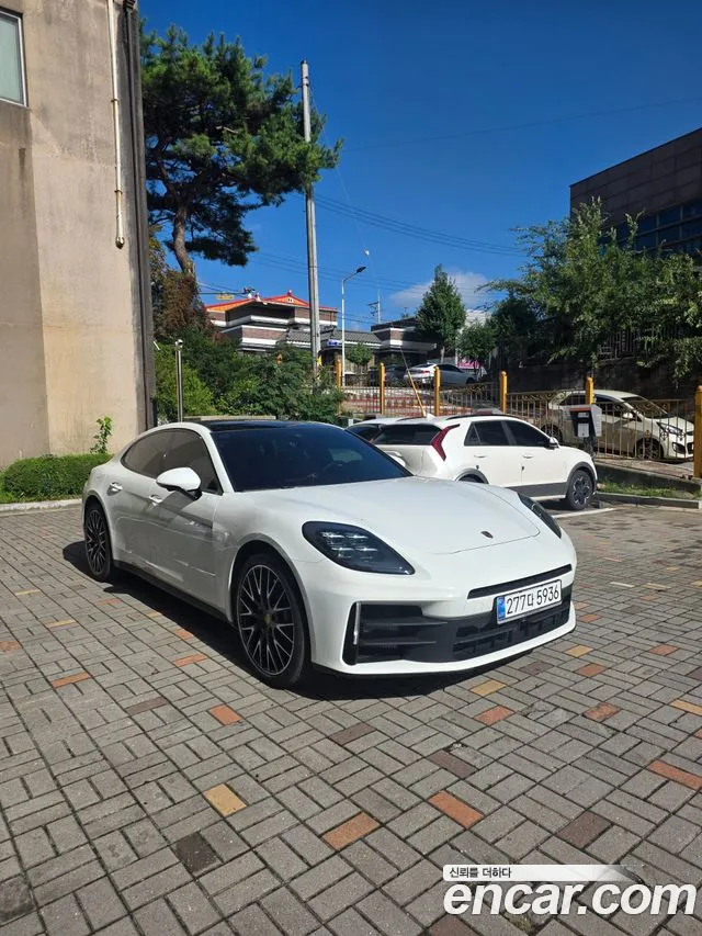 Porsche Panamera — Фото автомобиля 5