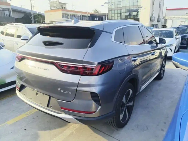 BYD Song PLUS — Фото автомобиля 6
