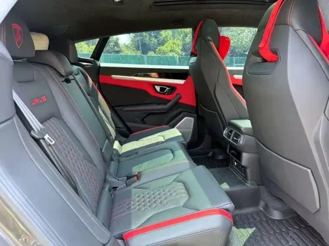 Lamborghini Urus — Фото автомобиля 6