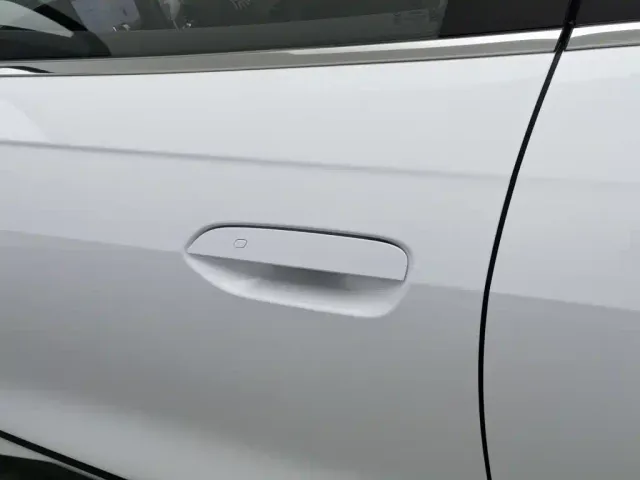 BYD Qin L — Фото автомобиля 18