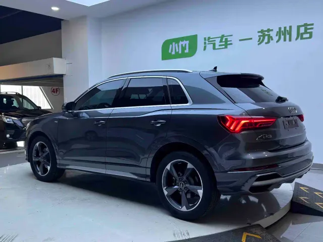 Audi Q3 — Фото автомобиля 3