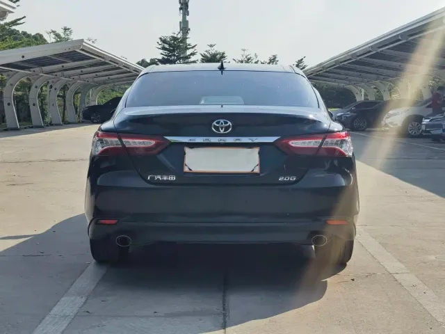 Toyota Camry — Фото автомобиля 7