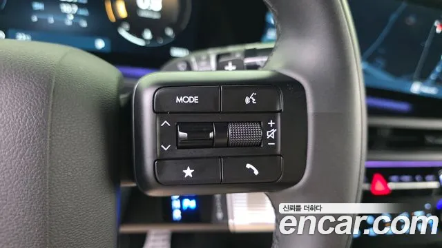 Hyundai Santafe Santa Fe (MX5) Бензин 2.5T 4WD — Фото автомобиля 8