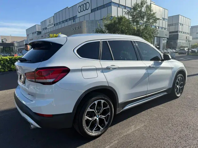 BMW X1 — Фото автомобиля 6