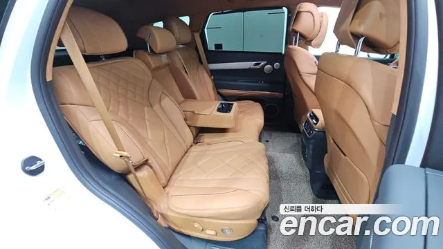 Genesis GV80 — Фото автомобиля 17