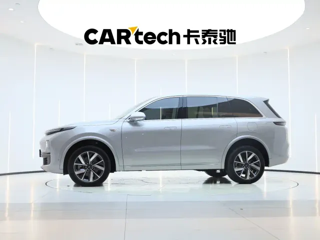Li Auto L8 — Фото автомобиля 4