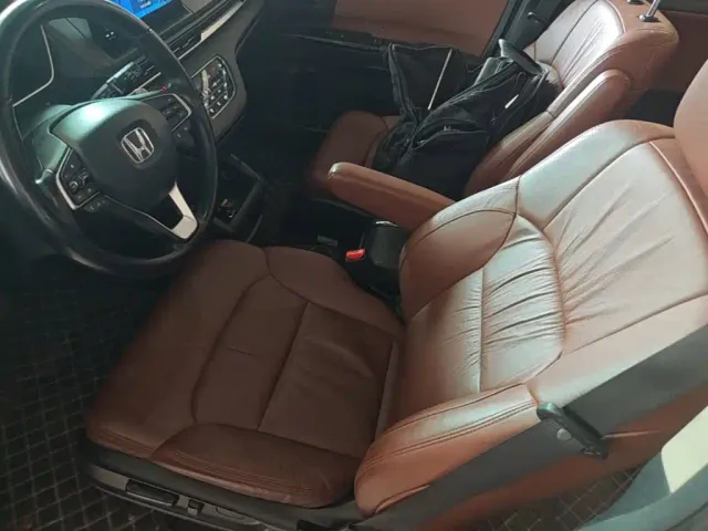 Honda Odyssey — Фото автомобиля 14