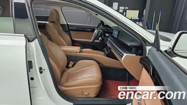 Hyundai Grandeur GN7 — Фото автомобиля 12