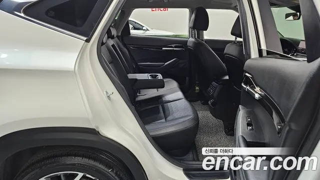 Kia Seltos — Фото автомобиля 12