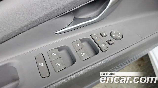 Hyundai AVANTE Новый Avante (CN7) — Фото автомобиля 13