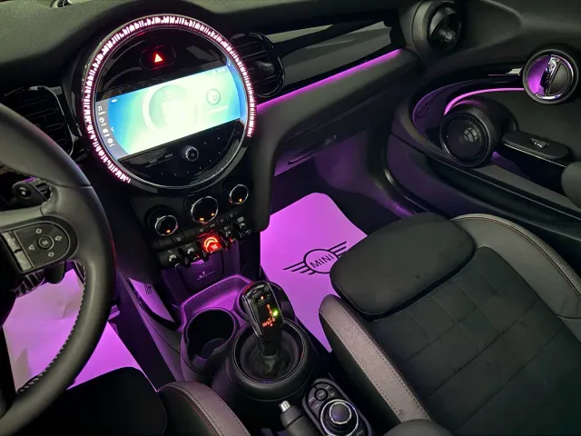 MINI Hatch — Фото автомобиля 12