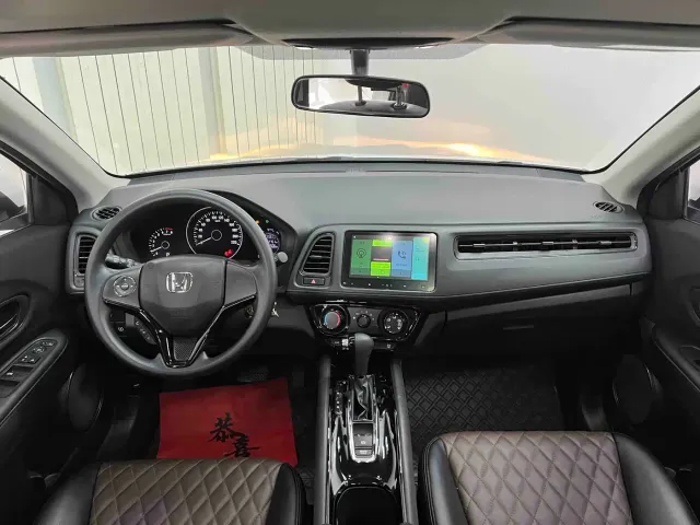 Honda Vezel — Фото автомобиля 16