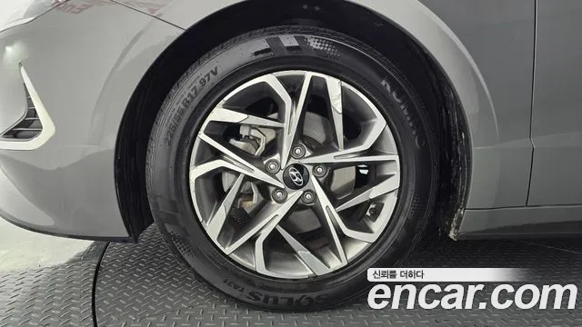 Hyundai Sonata — Фото автомобиля 5