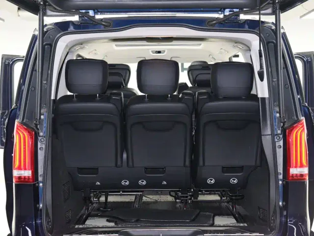 Mercedes-Benz V-Class — Фото автомобиля 13