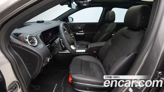 Mercedes-Benz EQA — Фото автомобиля 10