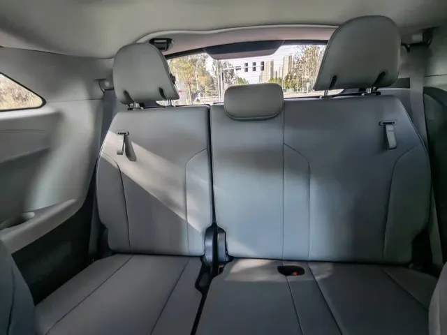 Toyota Granvia — Фото автомобиля 18