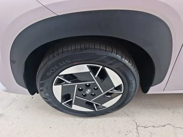 Hyundai ELEXIO — Фото автомобиля 22