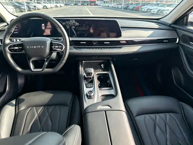 Chery Arrizo 8 — Фото автомобиля 6