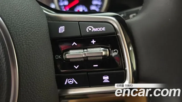 Kia Carnival Generation 4 — Фото автомобиля 17