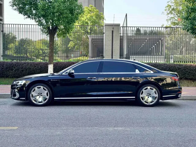 Audi A8 — Фото автомобиля 12