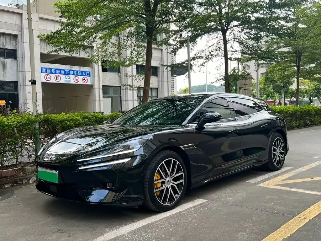 Фотография автомобиля — Denza Z9GT