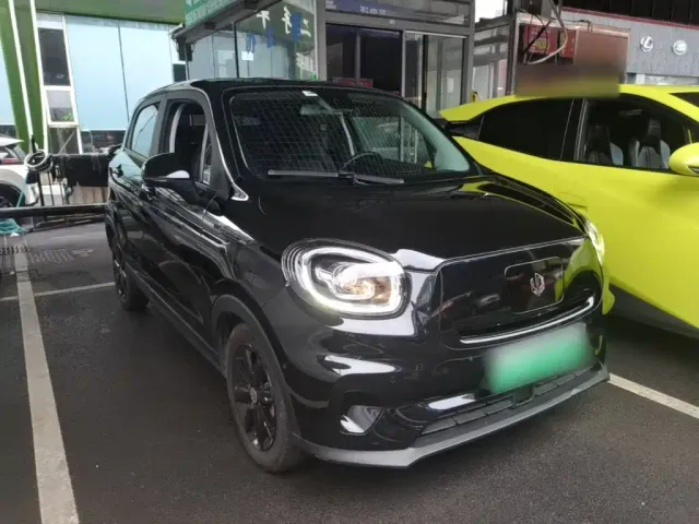 Leapmotor T03 — Фото автомобиля 3