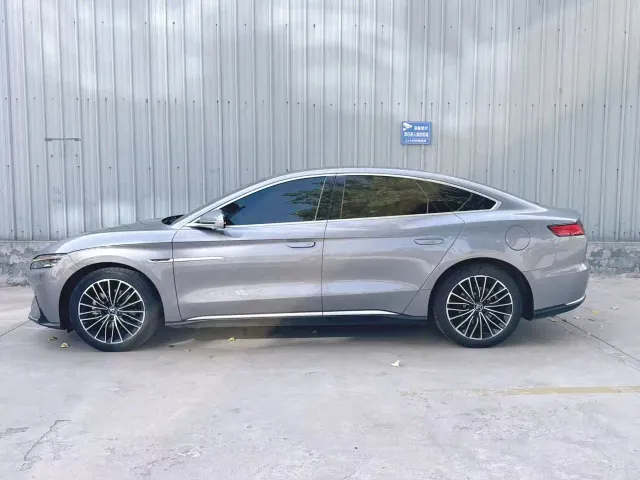 BYD Han — Фото автомобиля 4