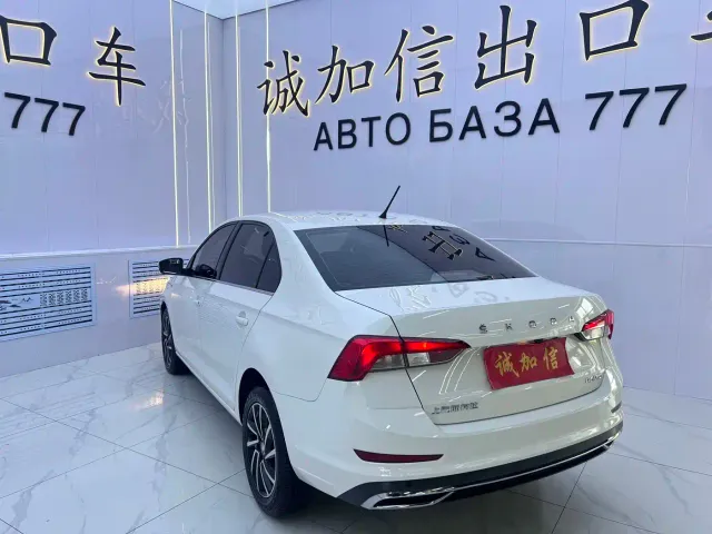 Škoda Rapid 2022 1.5L Automatic Comfort Edition — Фото автомобиля 6