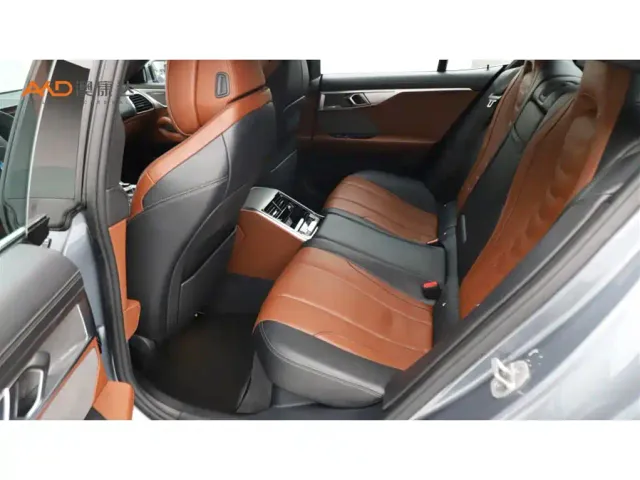 BMW 8 Series — Фото автомобиля 7