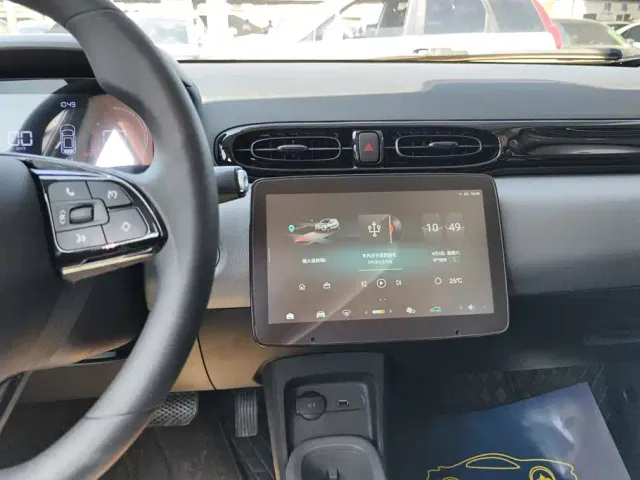 Leapmotor T03 — Фото автомобиля 13