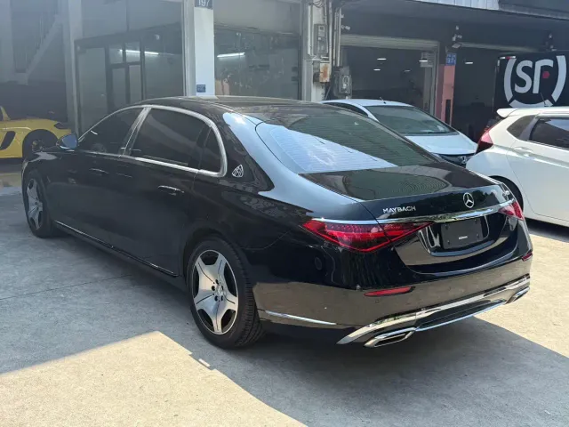 Mercedes-Benz Maybach S-Class — Фото автомобиля 21