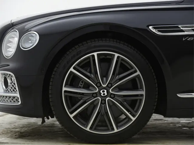 Bentley Flying Spur — Фото автомобиля 5
