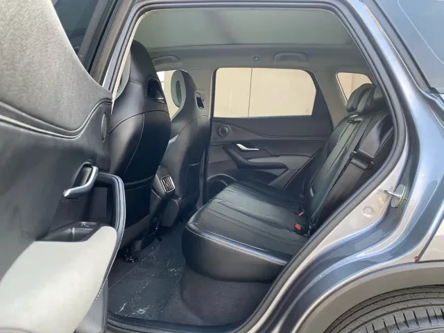 BYD Seal 05 DM-i — Фото автомобиля 10